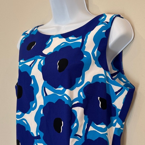 Kim Rogers Floral Blue Sleeveless Dress- size 16 - Picture 2 of 4
